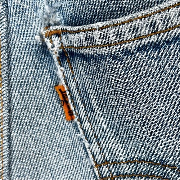 LEVI'S Vintage Daisy Duke High Rise Shorts Size 2 or 26" Waist - Picture 4 of 4